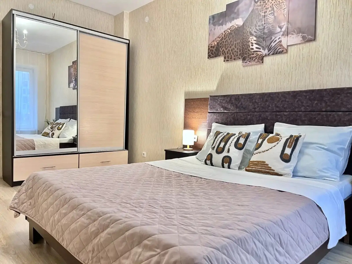 Апартаменты Апарт Гулливер по Революции 54 (190)