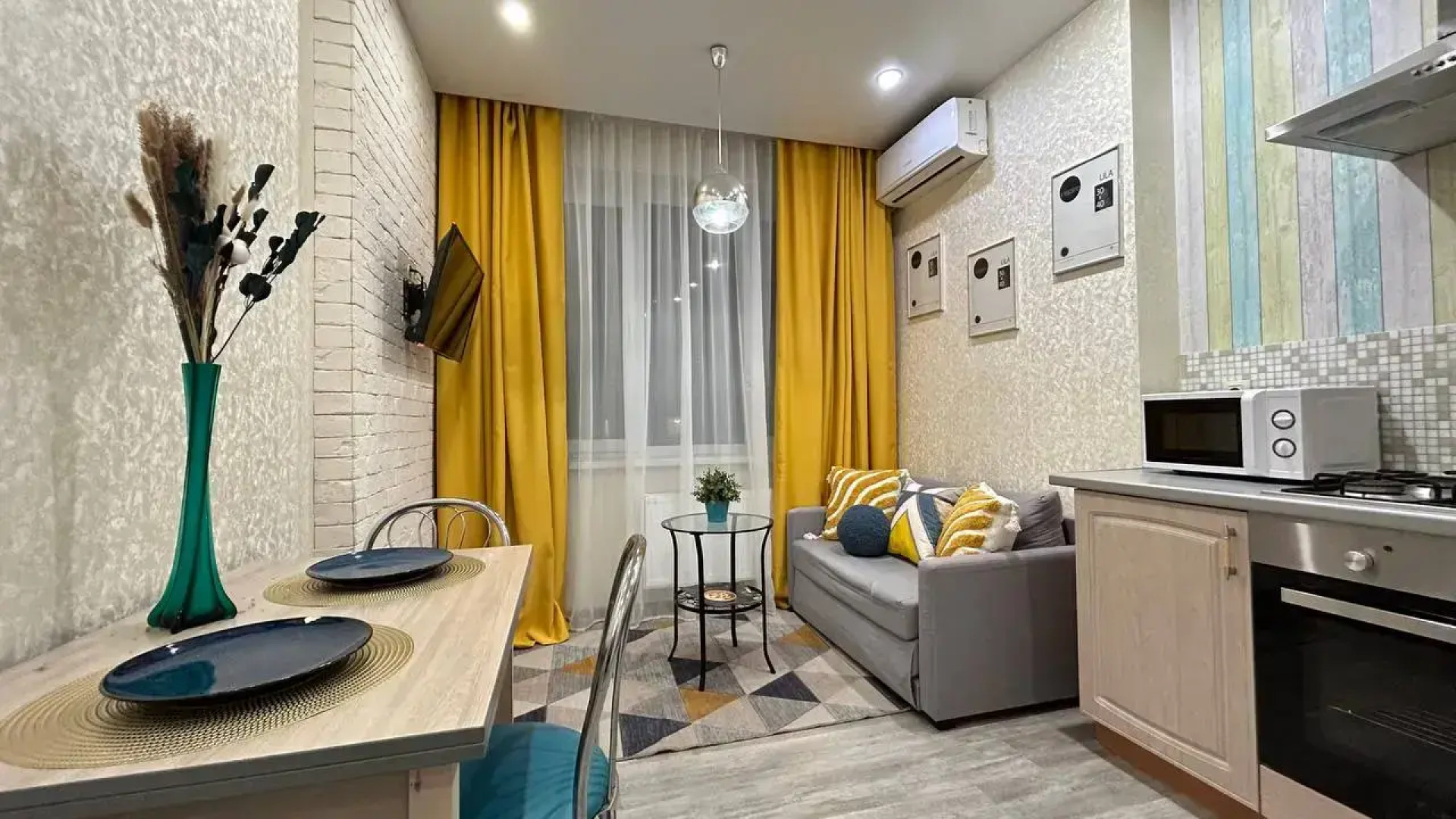 Апартаменты Голубое небо на Шоссейной, Yana Apart