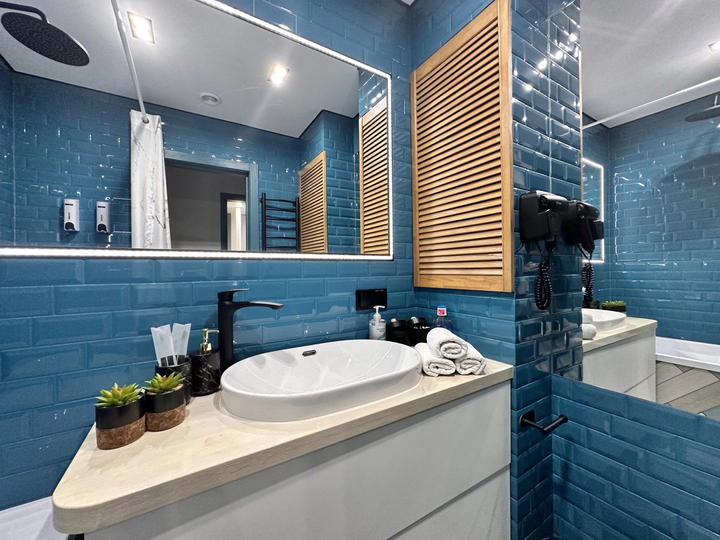 Апартаменты возле парка Героев Отечества