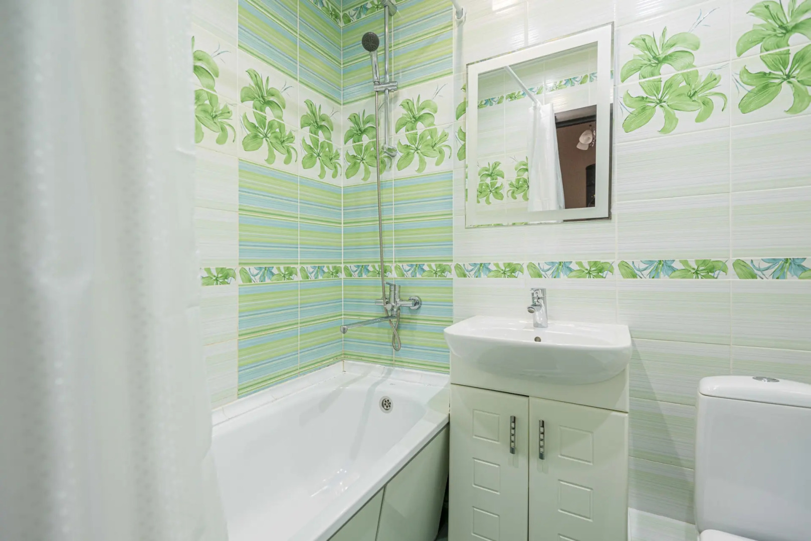 Квартира 1-к в центре на Н.Смирнова 6 от RentAp, 4 сп.места