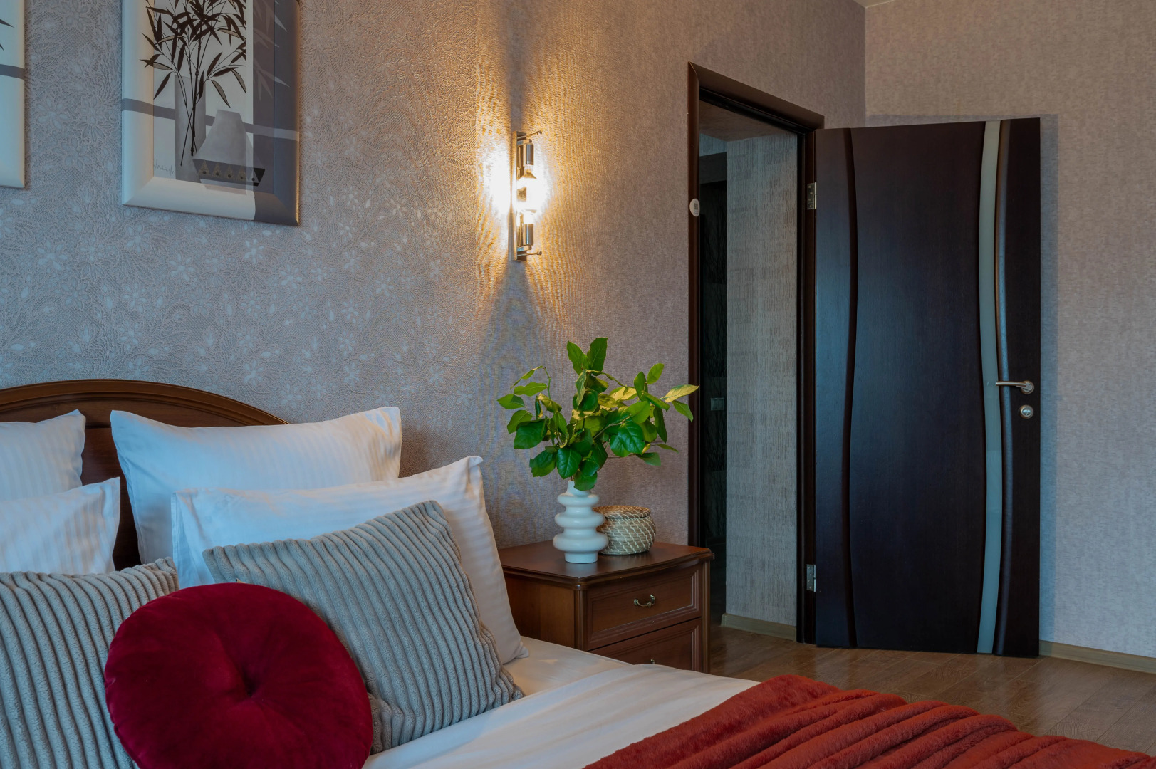 Апартаменты Вгости33 Горького 27