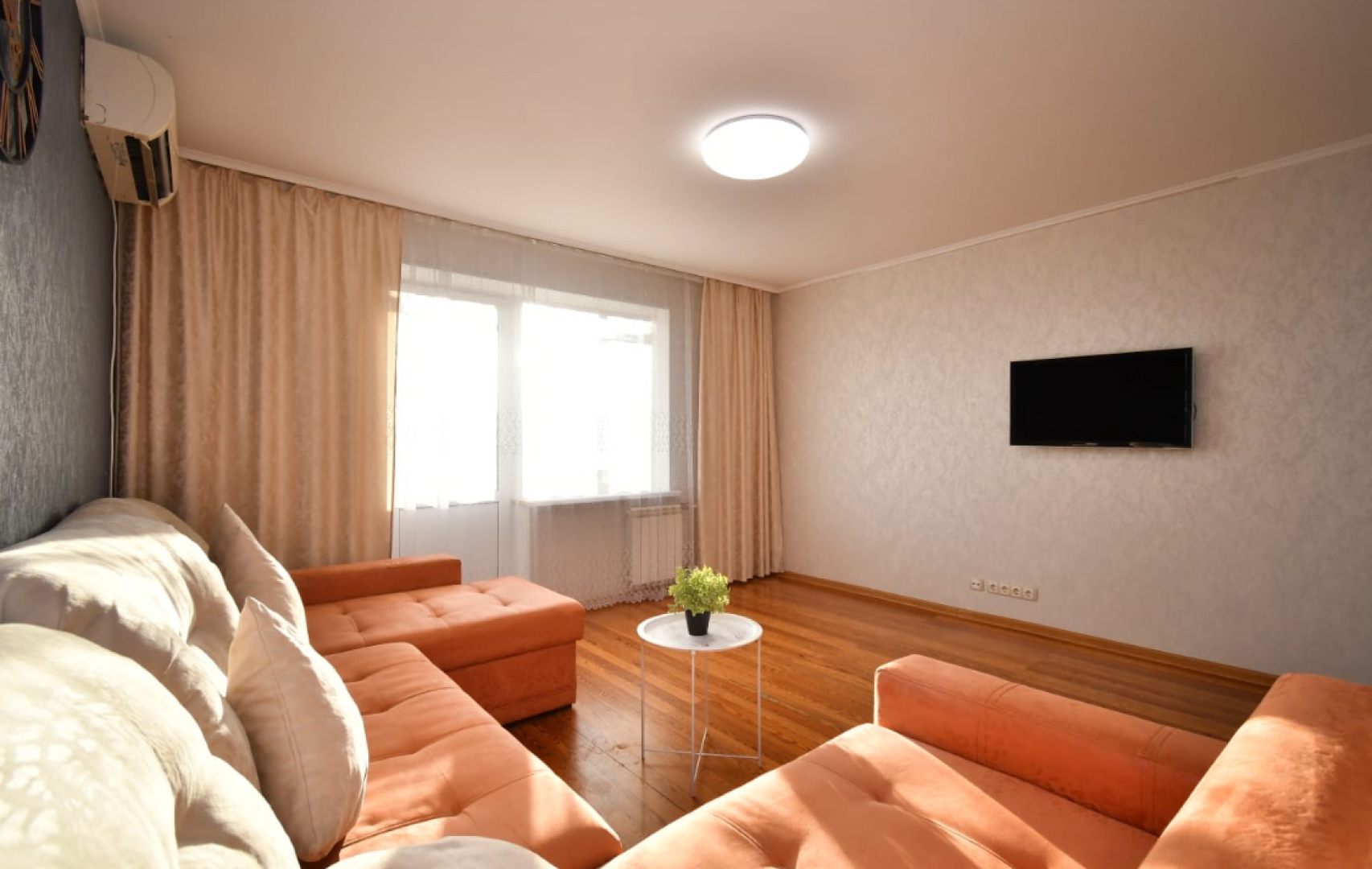 Квартира 2 к Orange