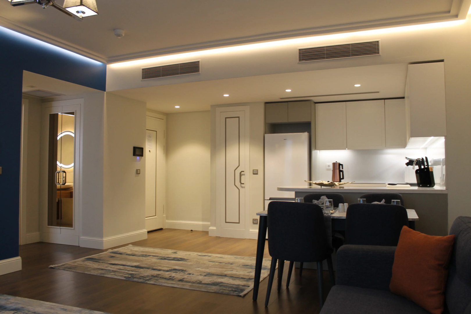 Апартаменты Garlon Residence