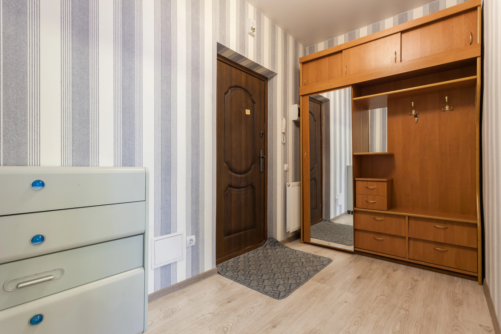 Апартаменты Горького 172