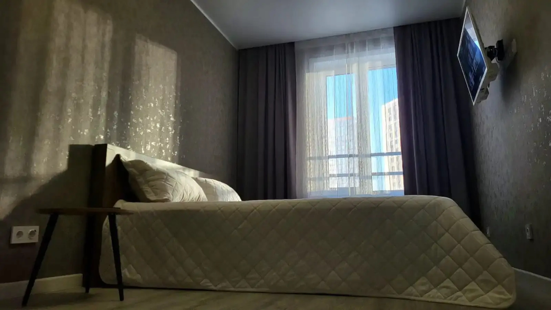 Квартира Двухкомнатная возле Аквапарка