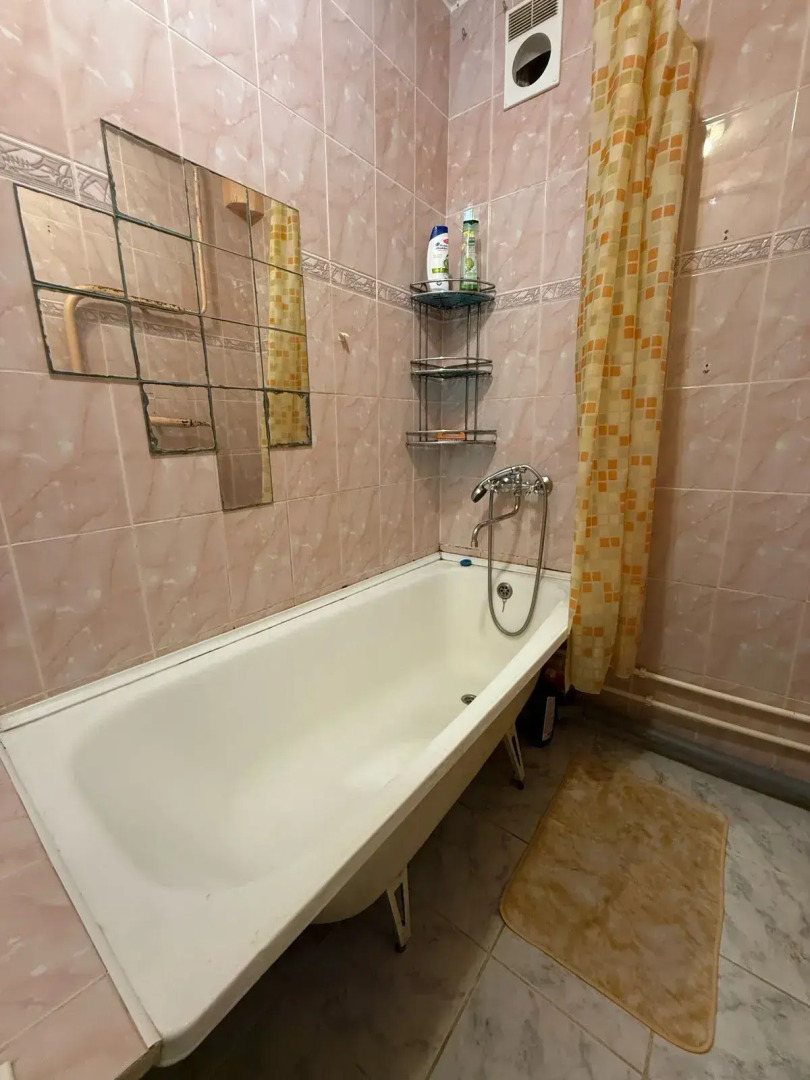 Квартира 2-комнатная на Ленина 70