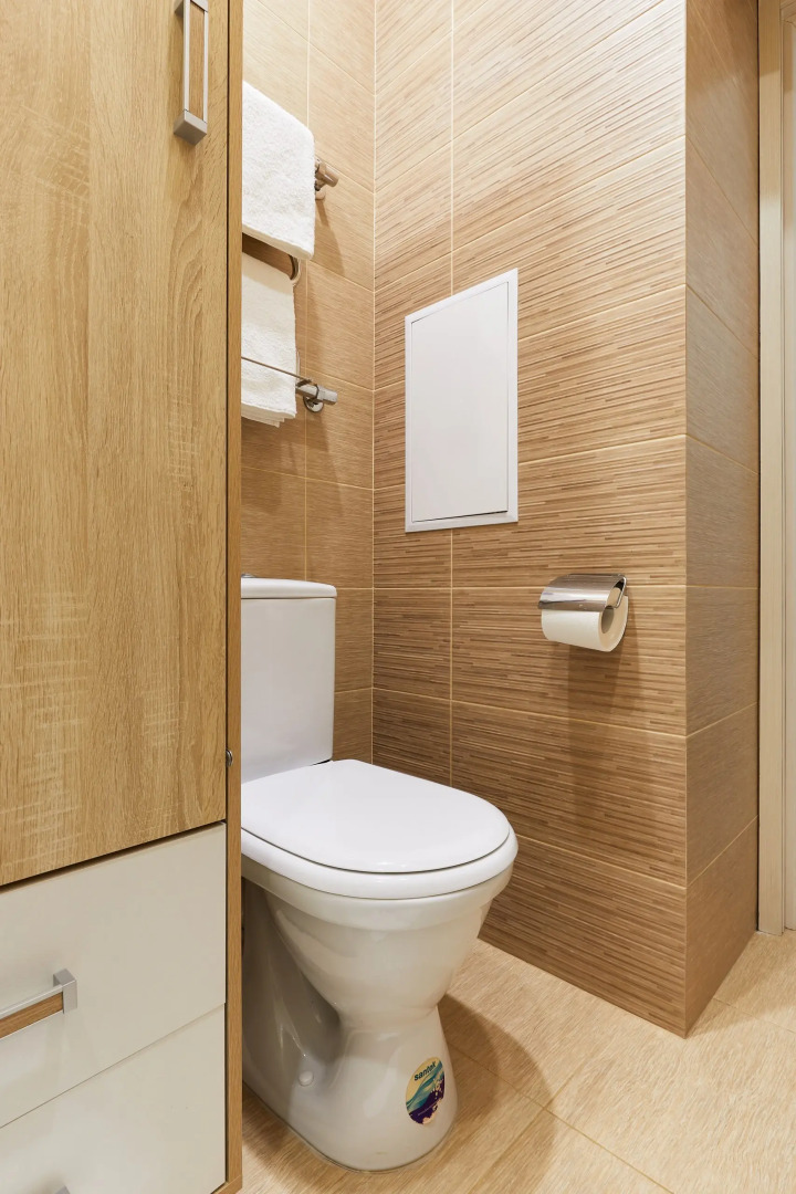 Квартира с изолированной спальней и балконом в 100 м от моря