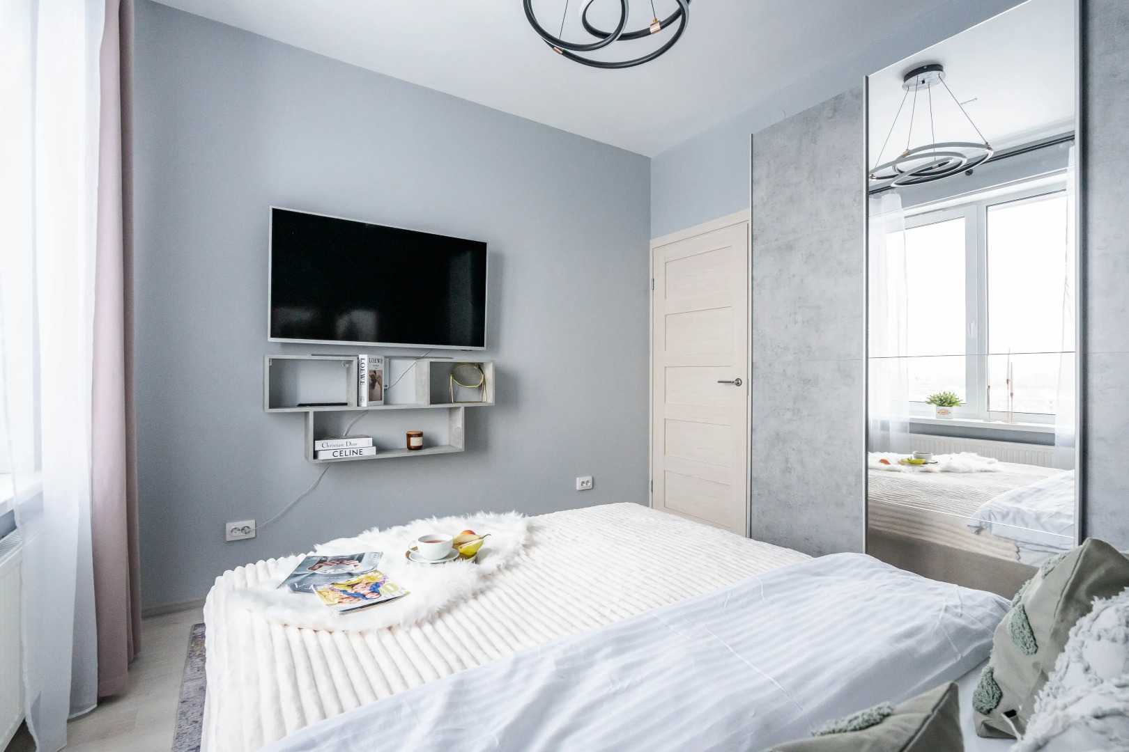 Апартаменты Your Emerald Apart у Малой Невы