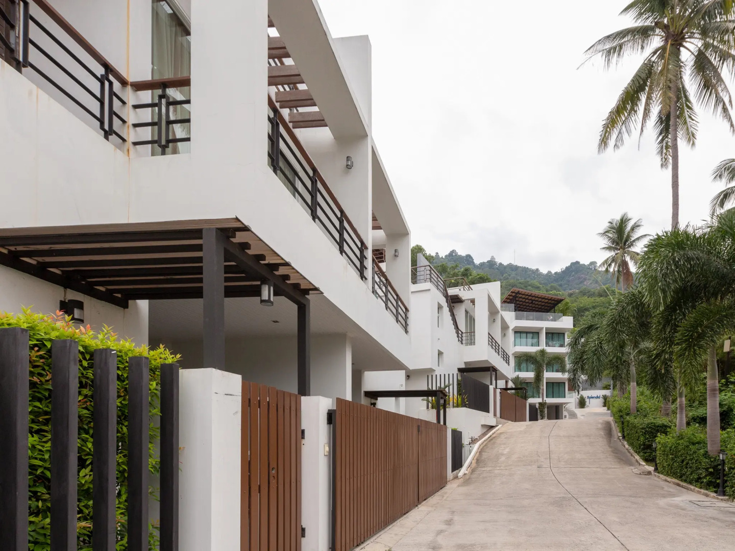 Отель Splendid Sea View Resort