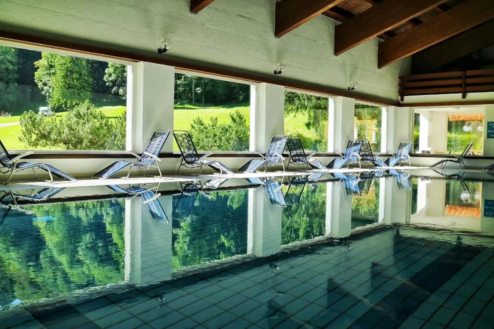 Отель Thermal Bad Serneus