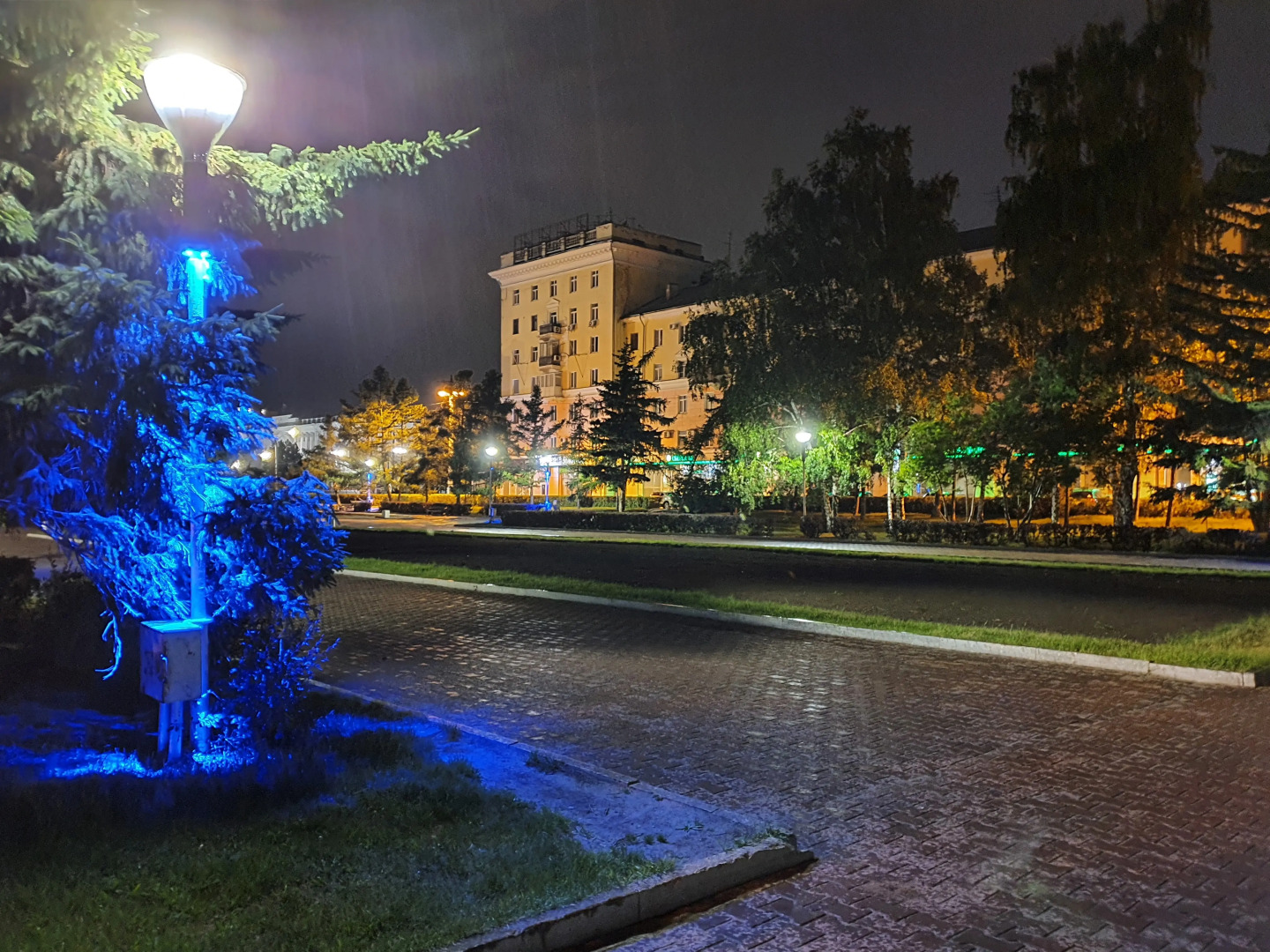 Апартаменты в центре у парка Изумрудный