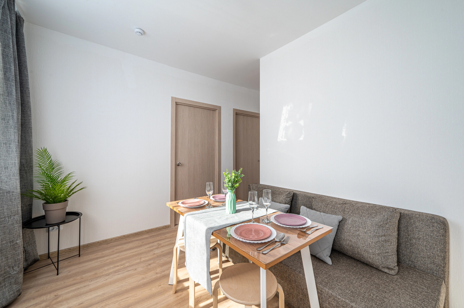 Квартира Просторная Двухкомнатная от Welcome V Ekb