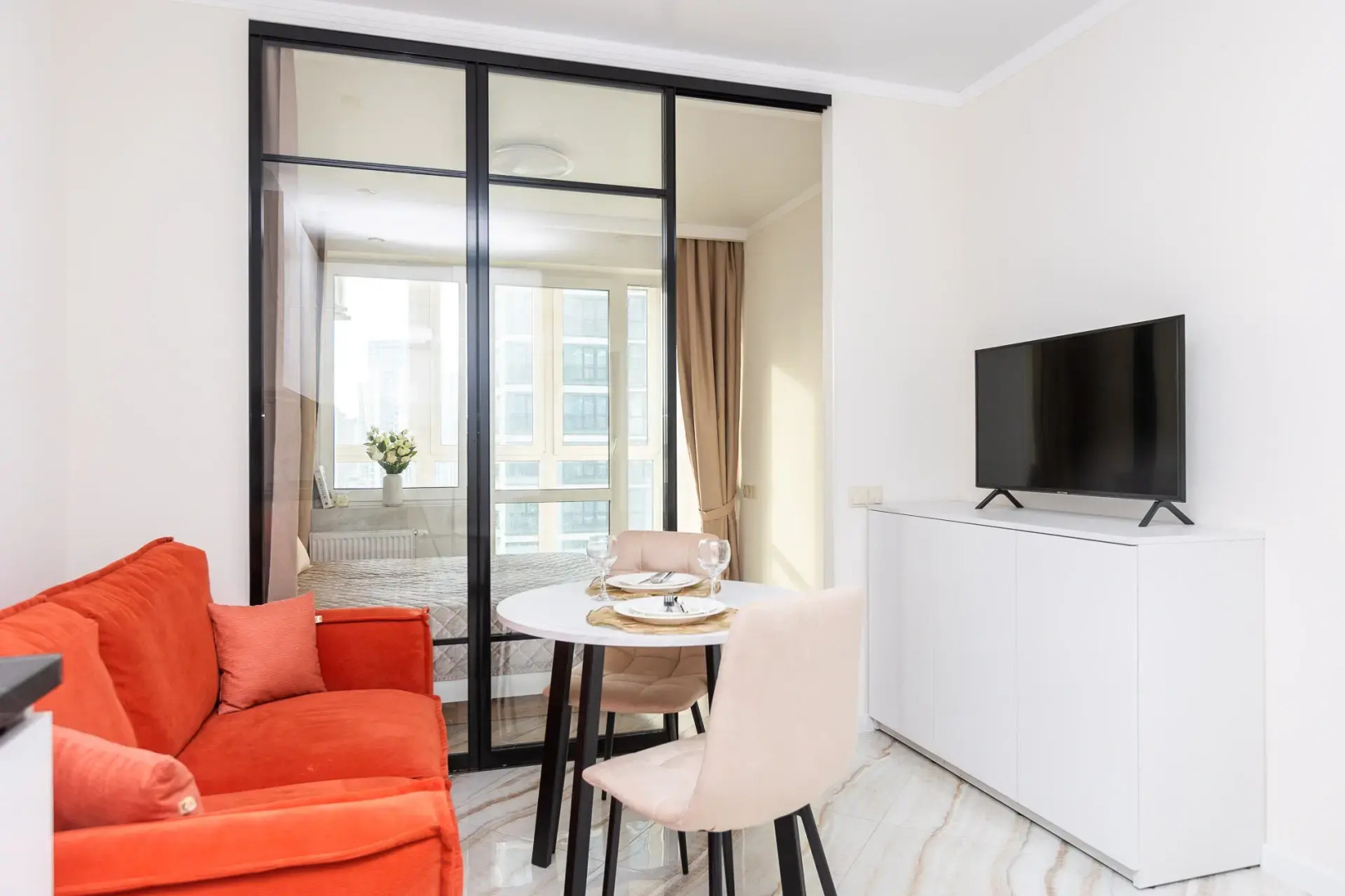 Апартаменты Варшава в ЖК Minsk World