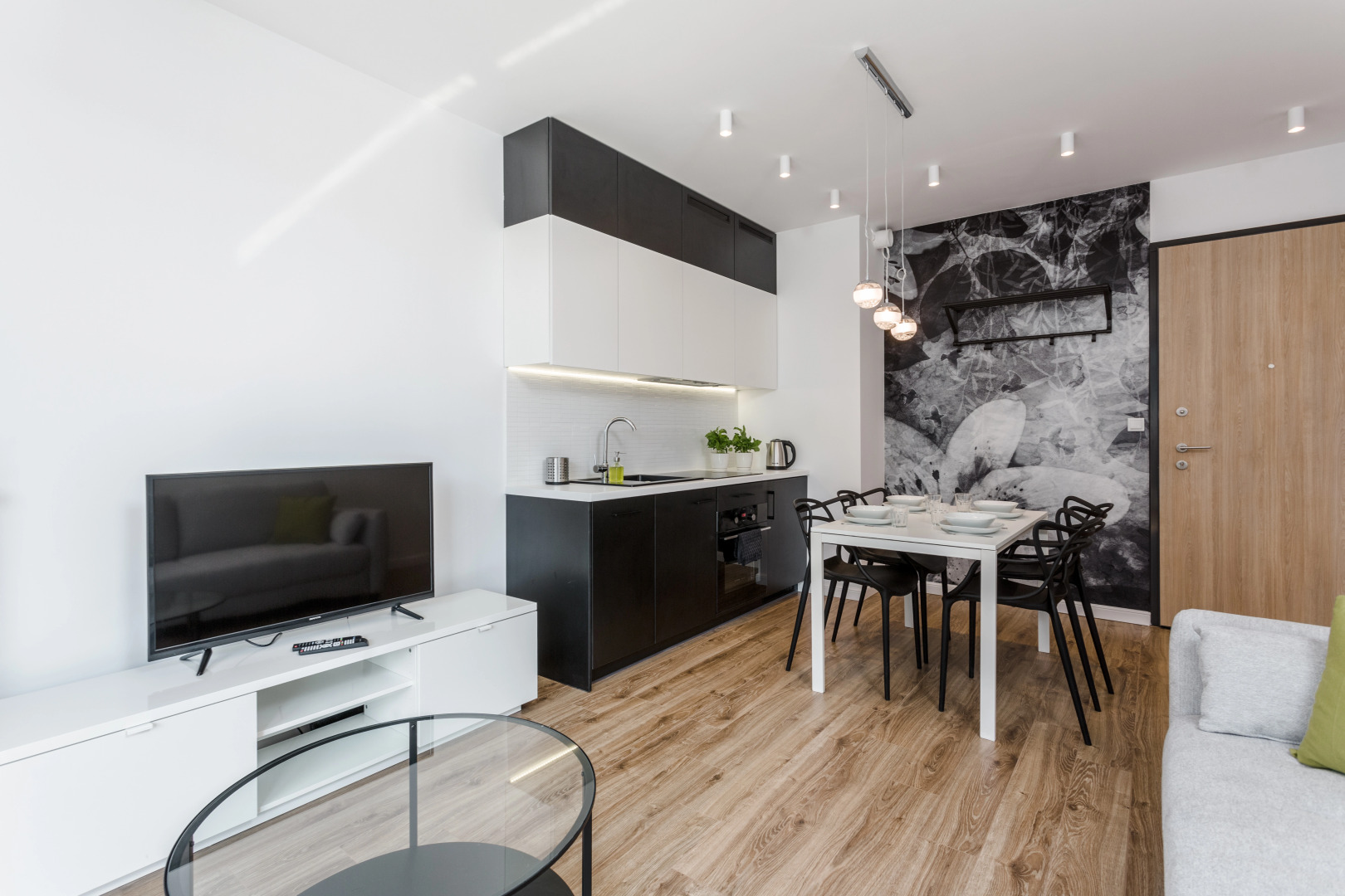 Апартаменты Chill Apartments Wola Center