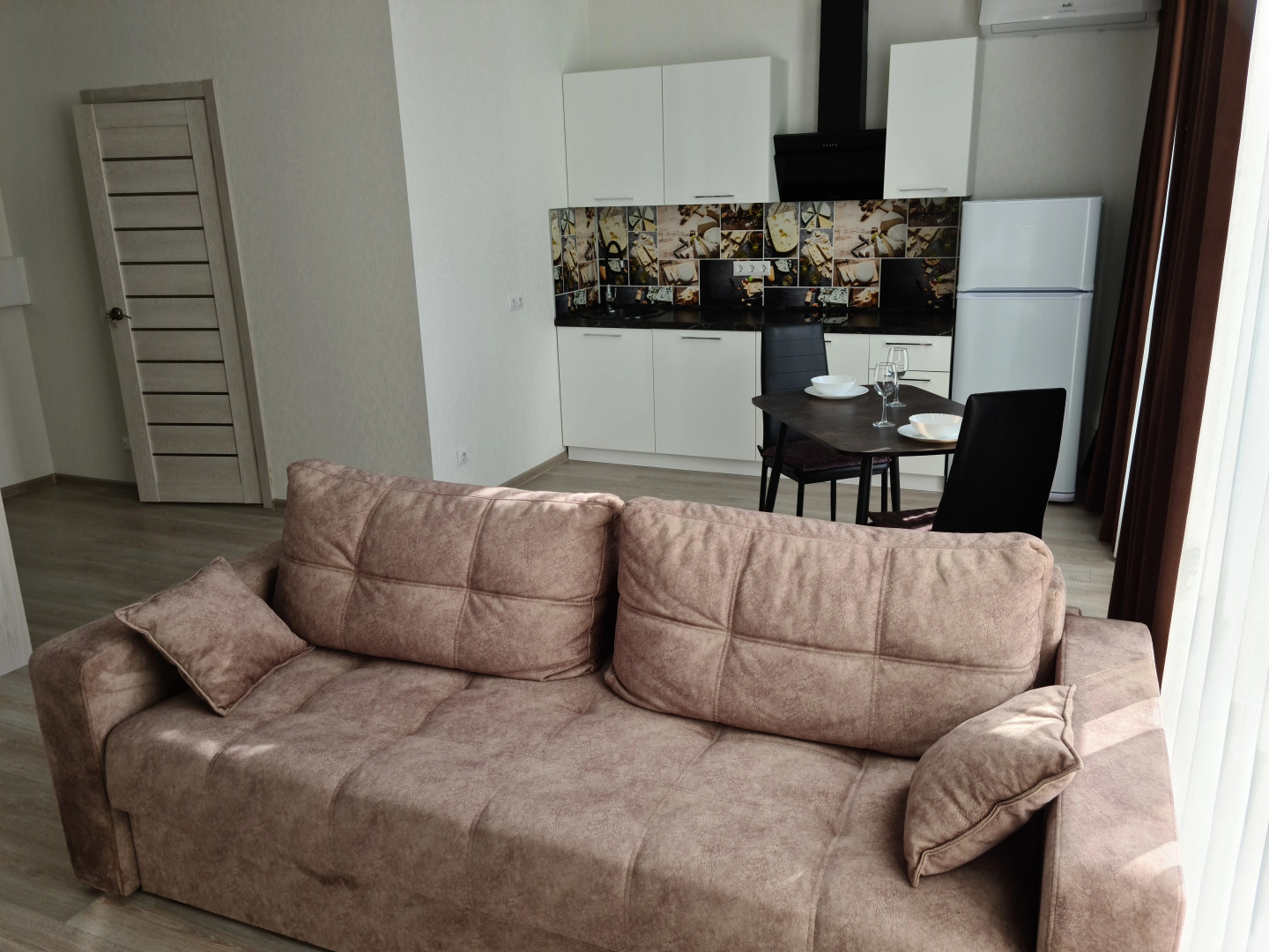 Апартаменты Авант Пластунская 123А