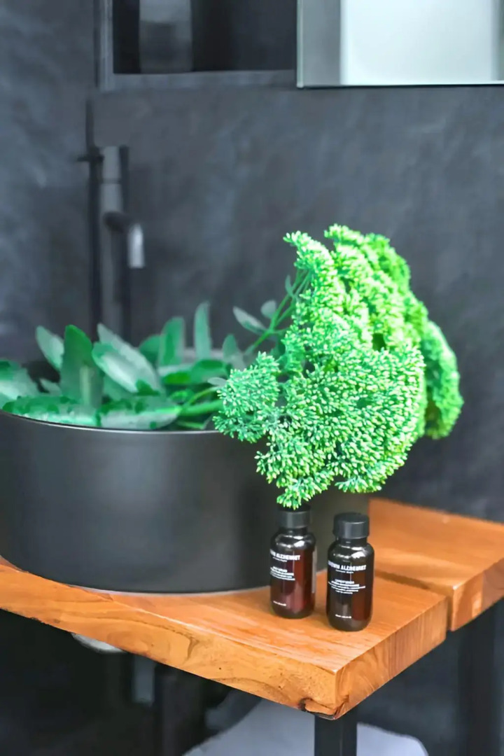 Частный Дом на Берегу Реки с Авторским Дизайном