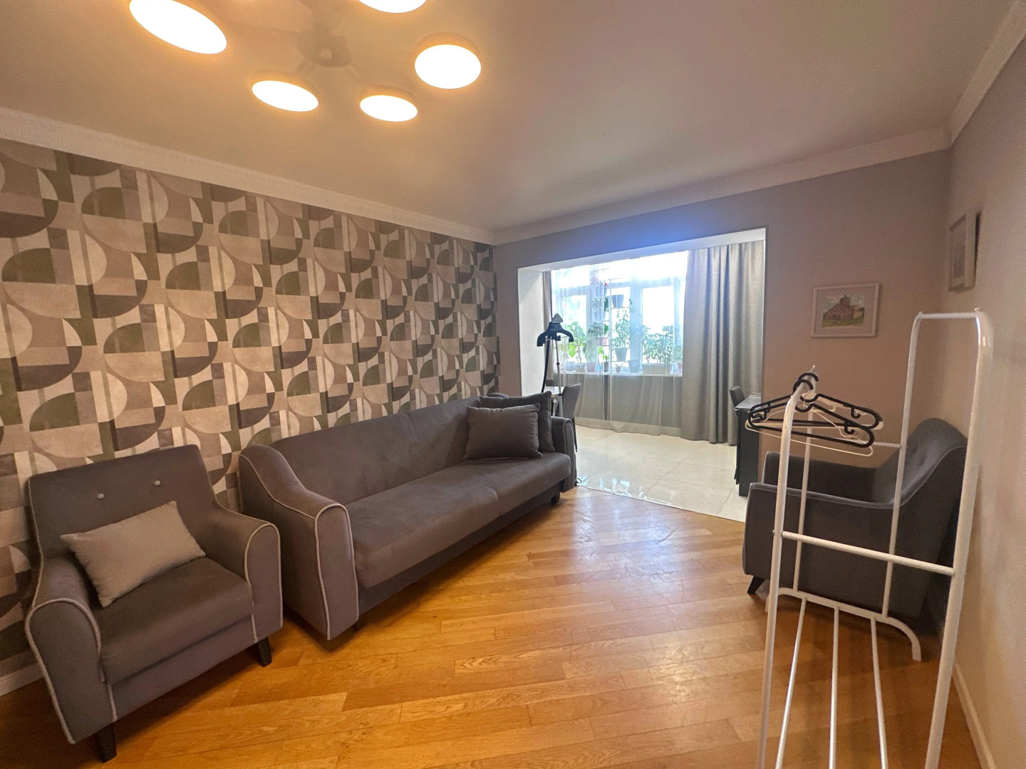 Квартира в центре Сухума - Лакоба, 88