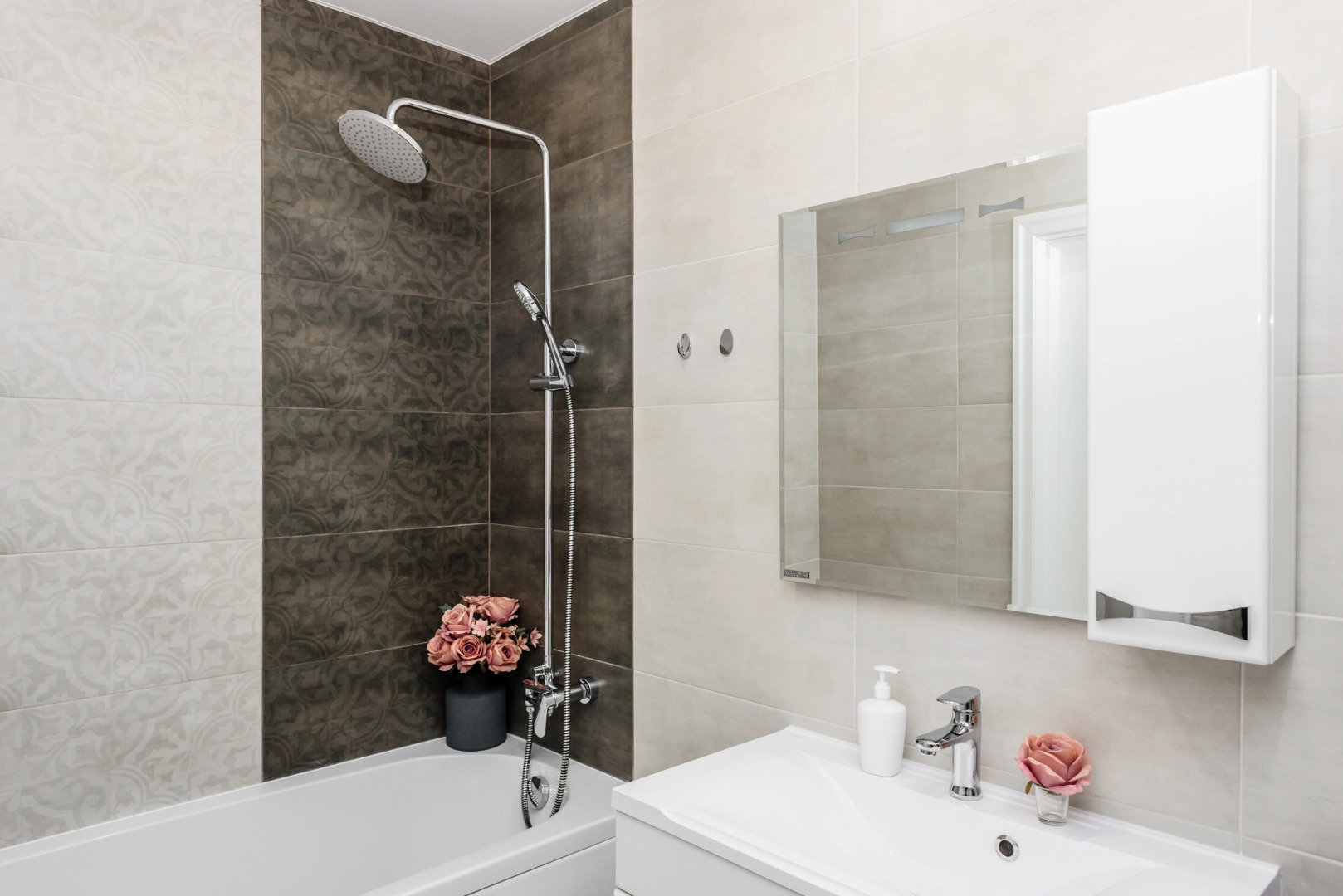 Квартира ApartHause рядом с ЖД-вокзалом и удаленным заездом