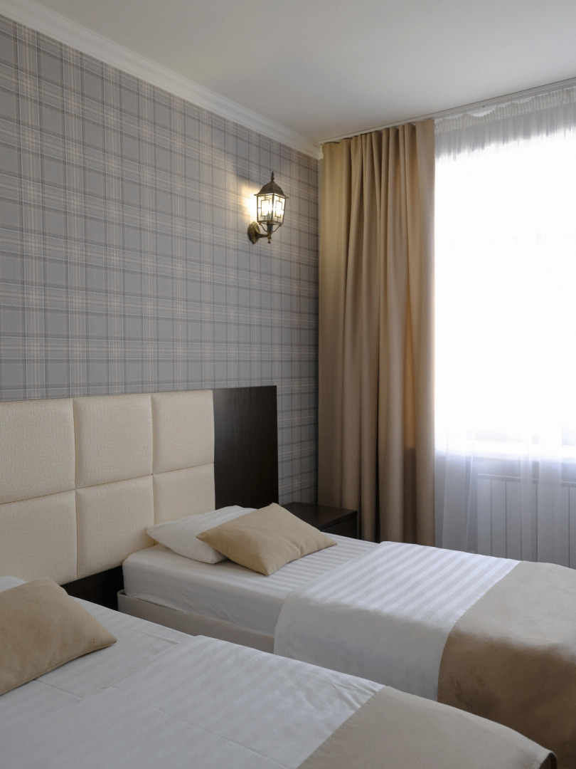 Отель Мартон Ока