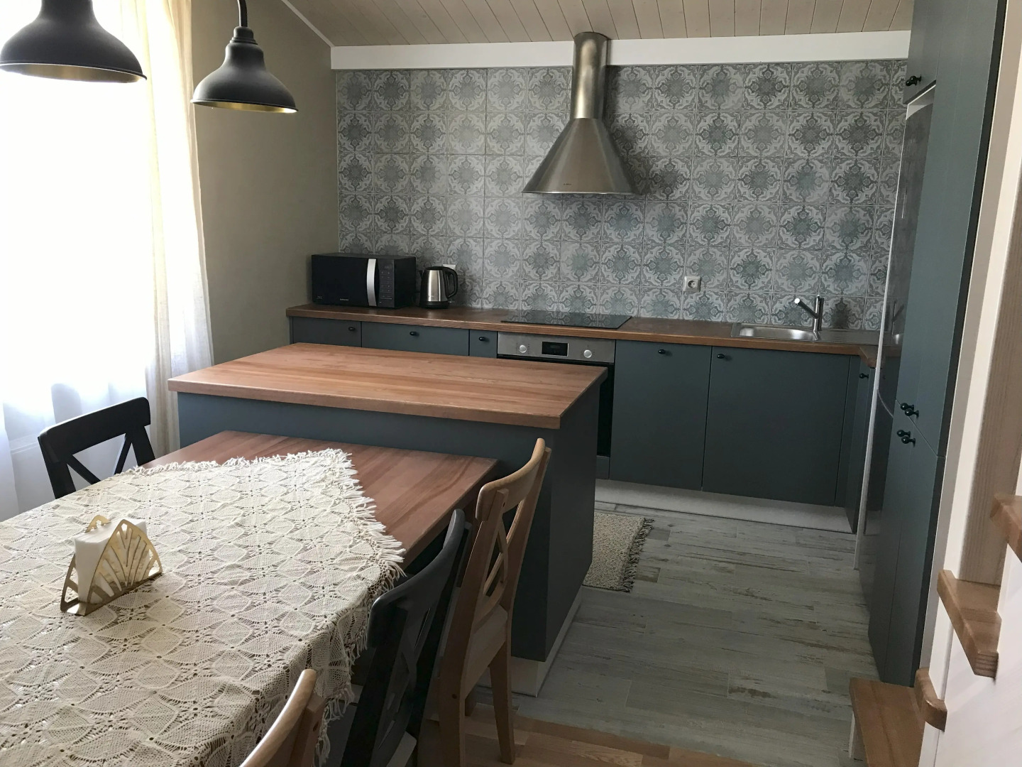 Апартаменты с 3 спальнями в частном доме