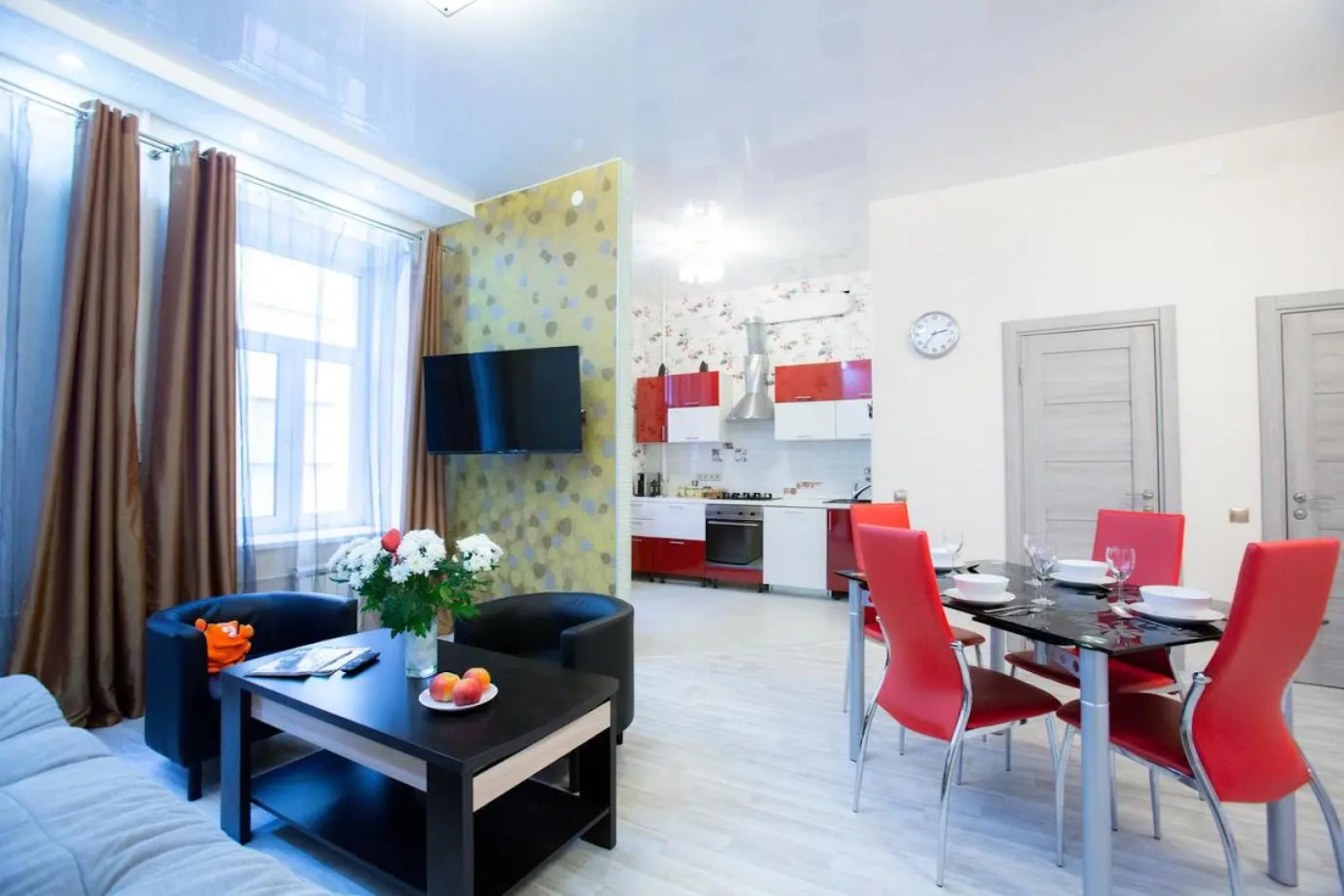 Апартаменты Современная квартира в самом центре с парковкой