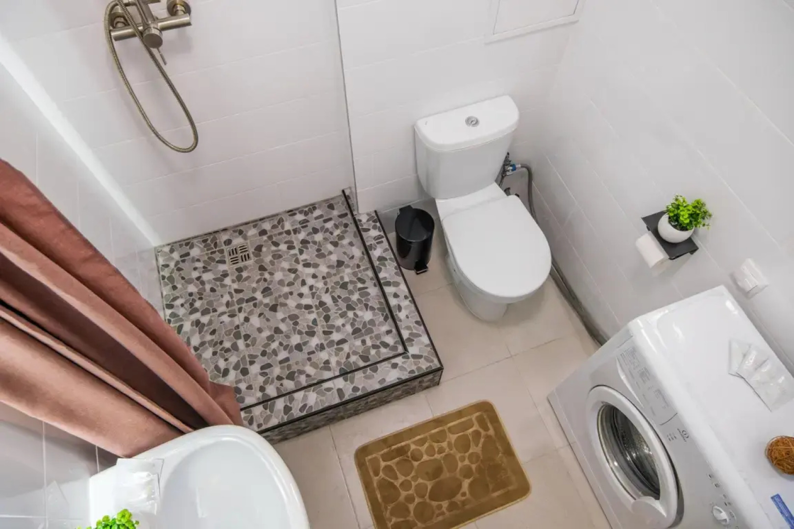 Евродвухкомнатные апартаменты Stepanenkov на Полимерном 11