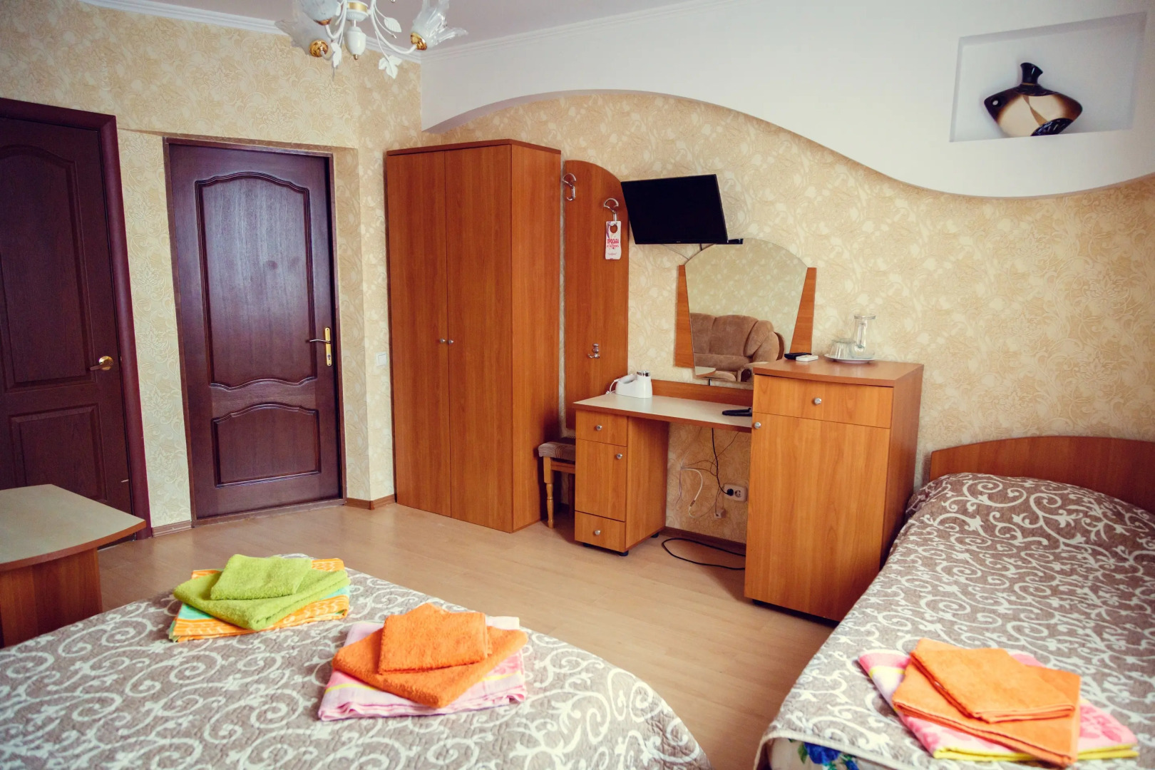 Отель София