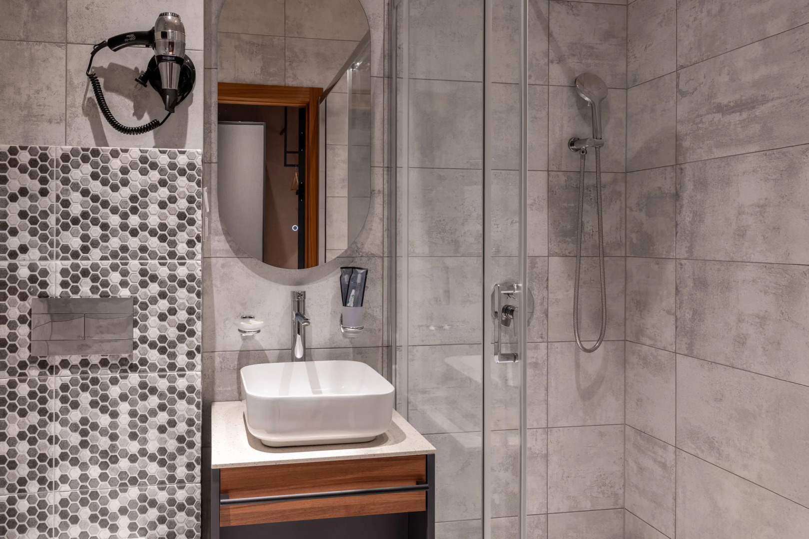 Небо и Горы