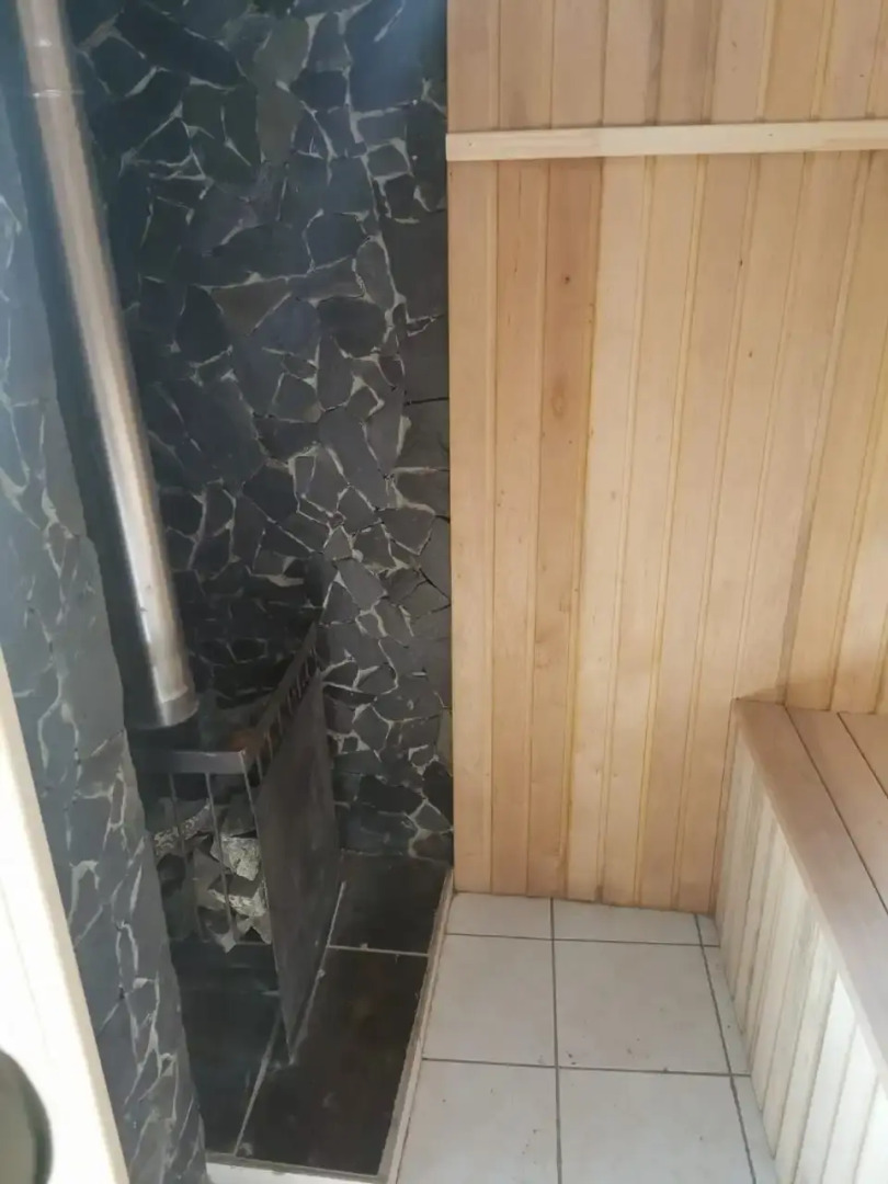 Отель Черная скала