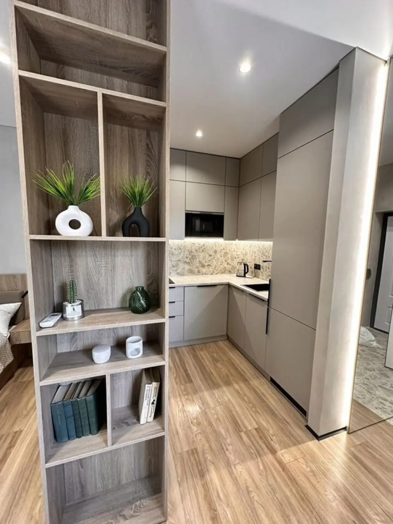 Апартаменты на втором этаже с балкoном