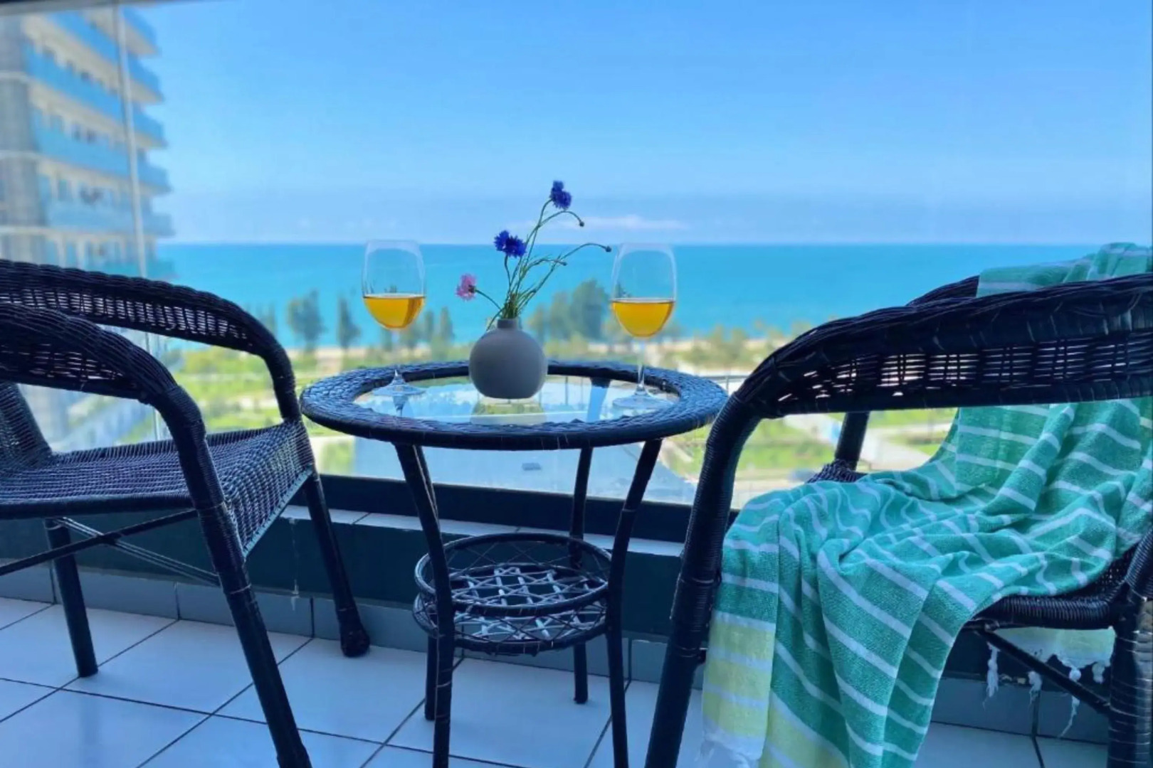 Hotel White Sails Residential