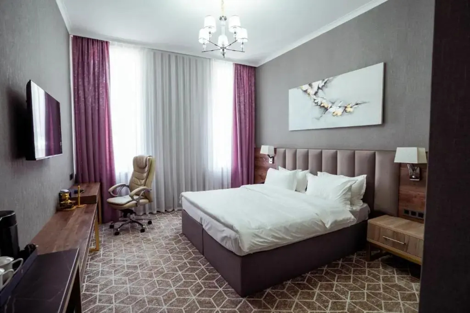 Отель Tauke Khan Plaza