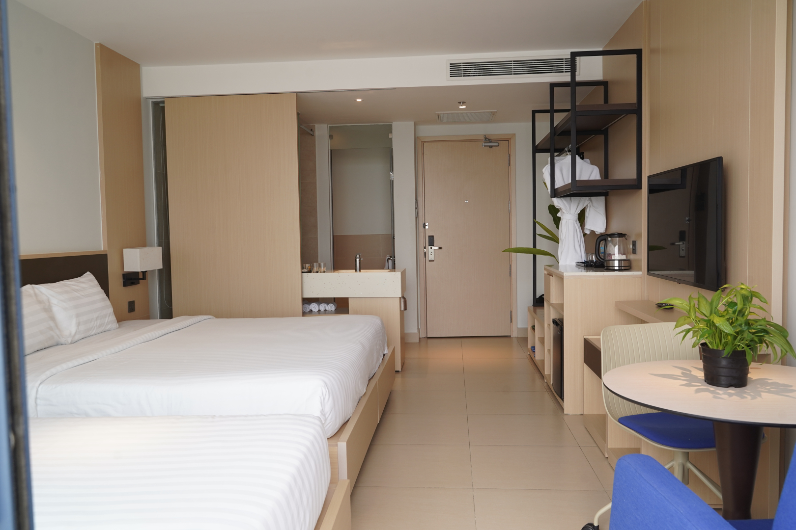 Курортный отель The Lagoon Cam Ranh - Your Perfect Getaway