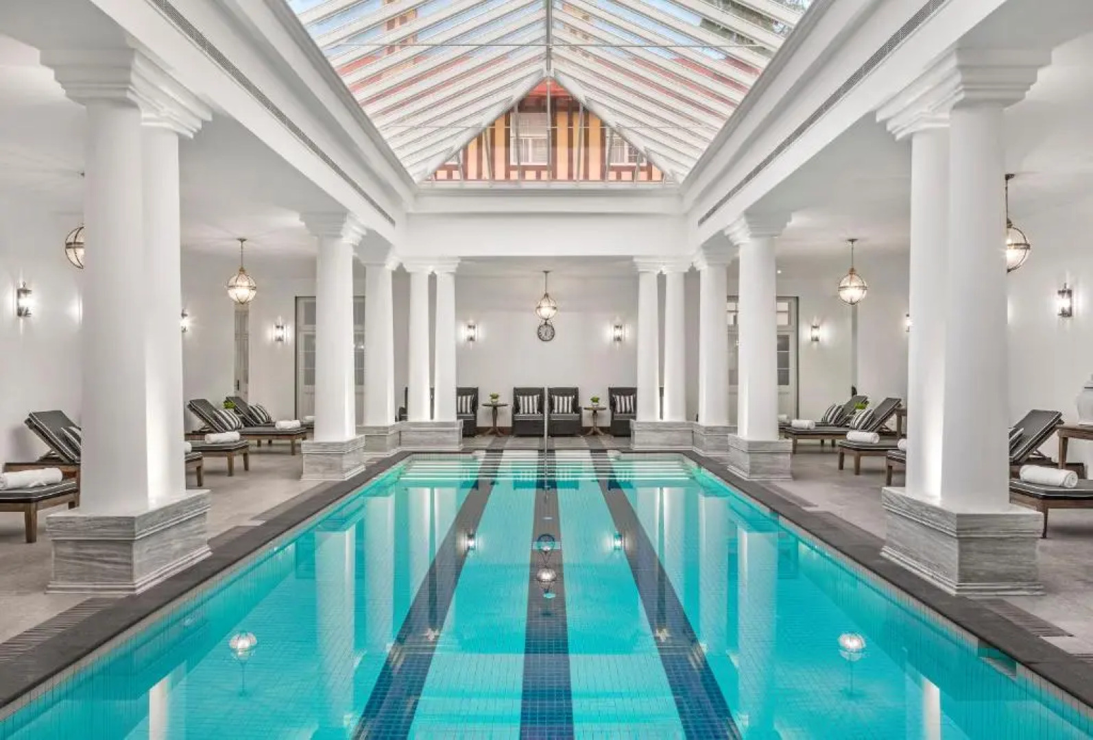 Отель Grand Hotel Nuwara Eliya