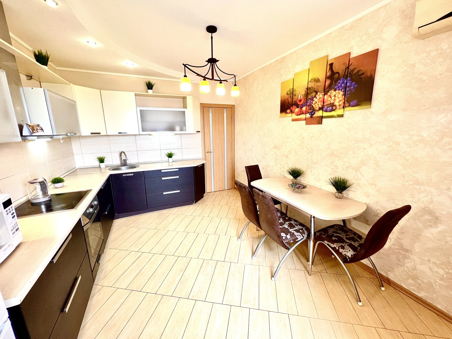 Апартаменты двухкомнатные на 11 Этаже в ЖК Современник с видом на реку Волгу