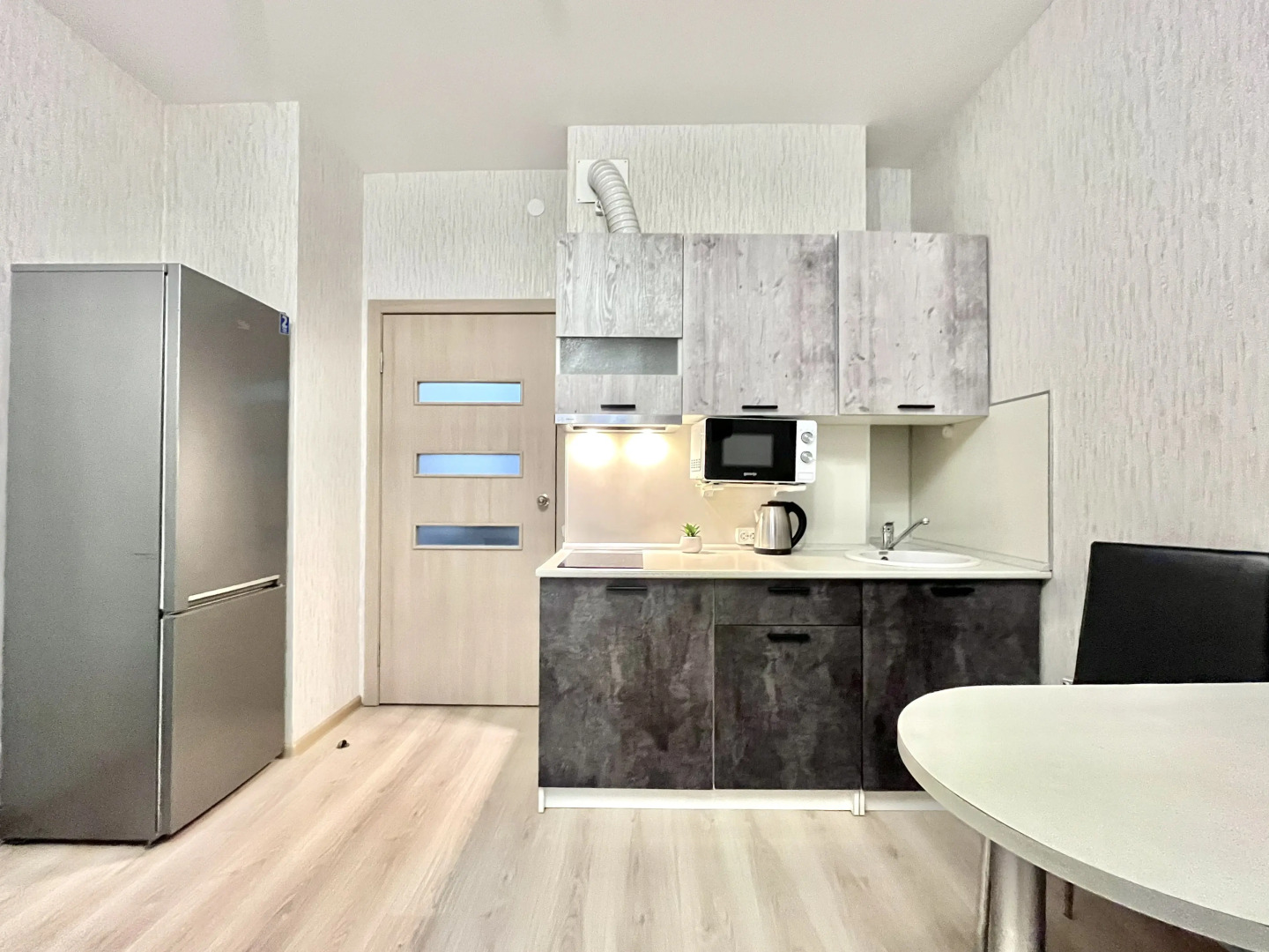 Апартаменты на Революции 52в