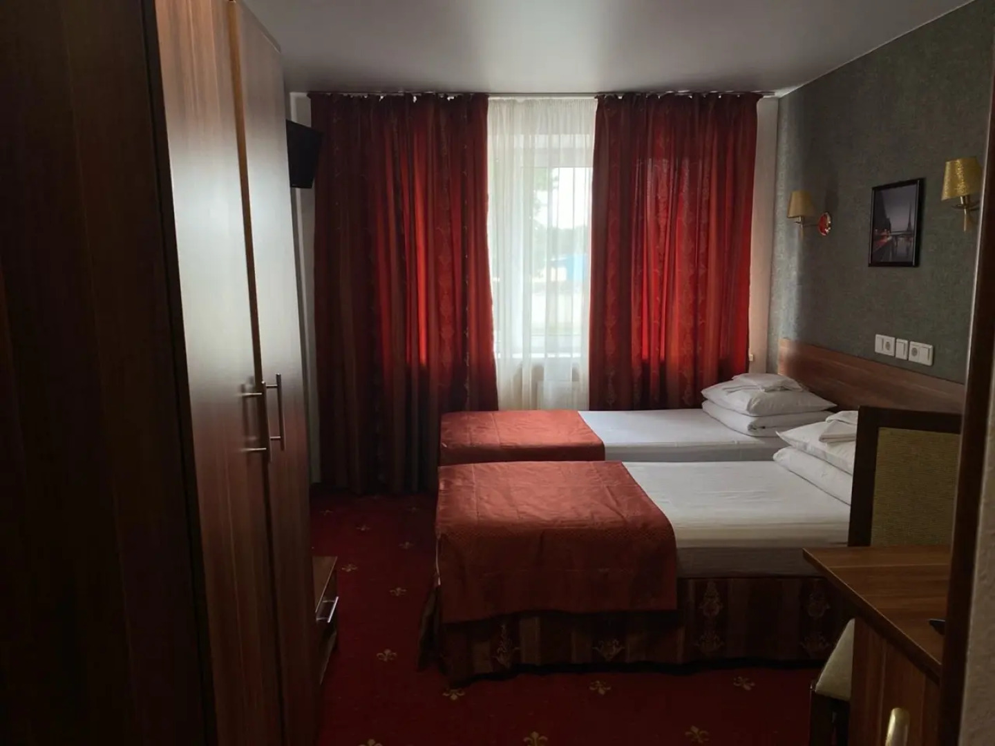 Отель Амакс Визит