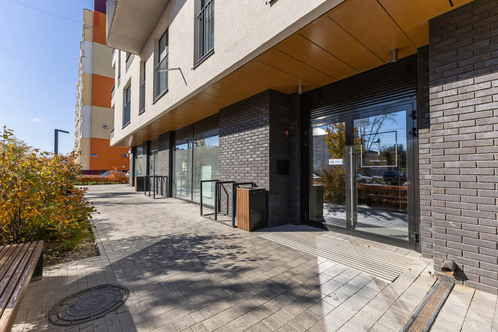 Квартира Однокомнатная уютная с дизайнерским ремонтом и современными удобствам