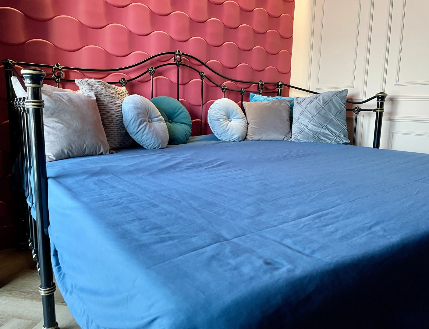 Апартаменты в центре со своей парковкой в 10 минутах до Мамаев Кургана