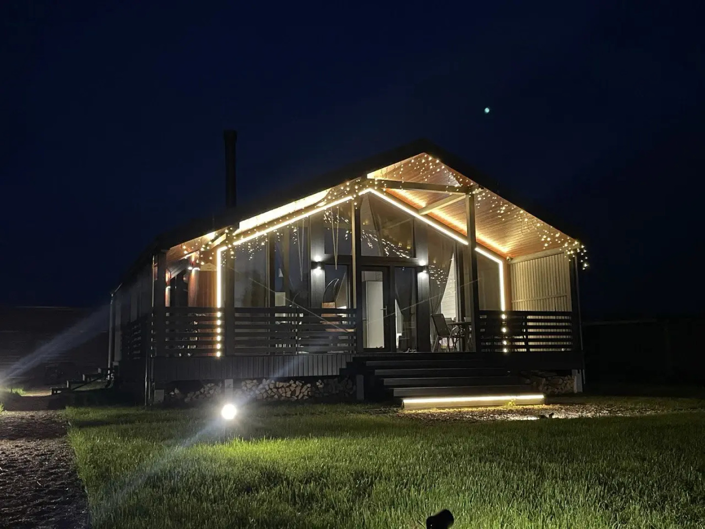 Частный Дом с Панорамными Окнами на Можайском Море