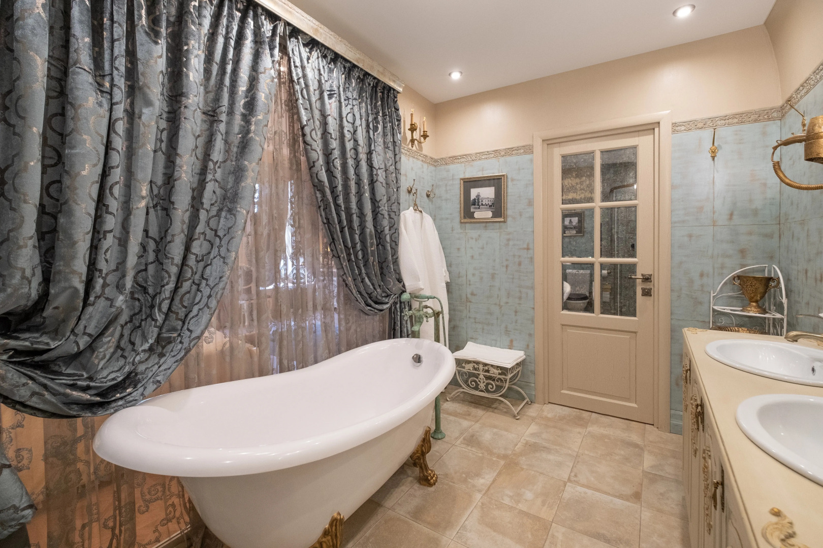 Отель Казанский