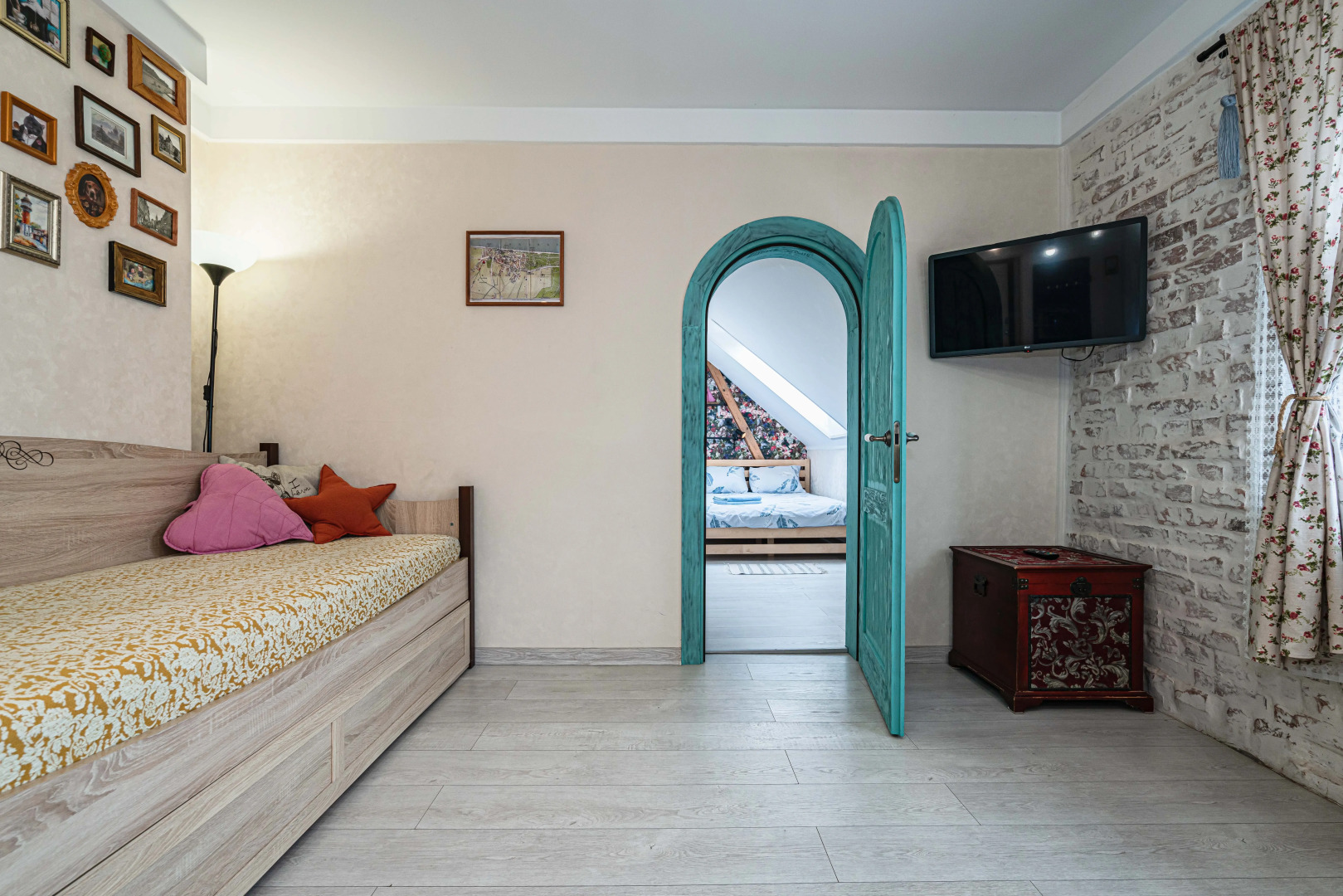 Апартаменты Уютная Мансарда в Немецком Доме