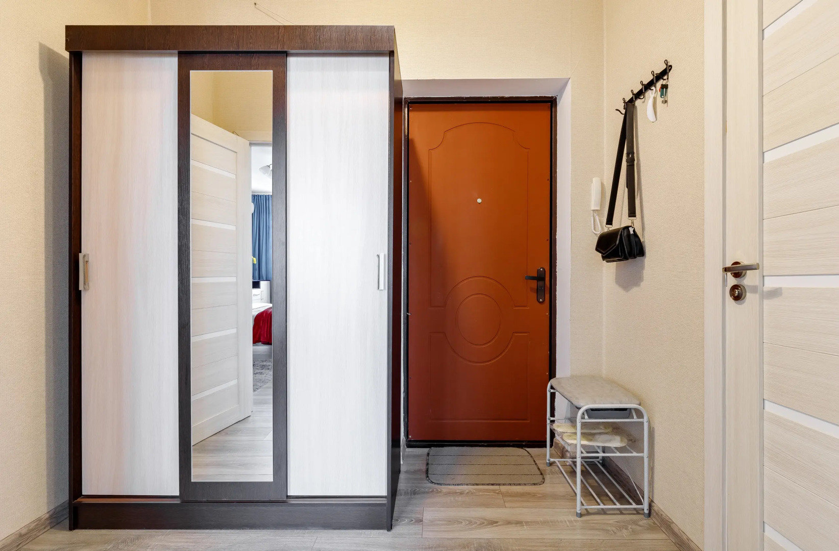 Апартаменты на улице Коммунаров 270