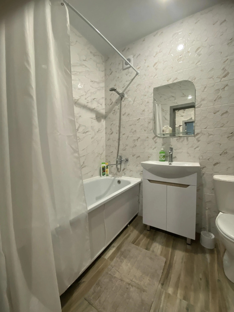 Апартаменты 1-комн Квартира 41кв.м, возле ТЦ Сити Парк ул. Севастопольская д.25 В