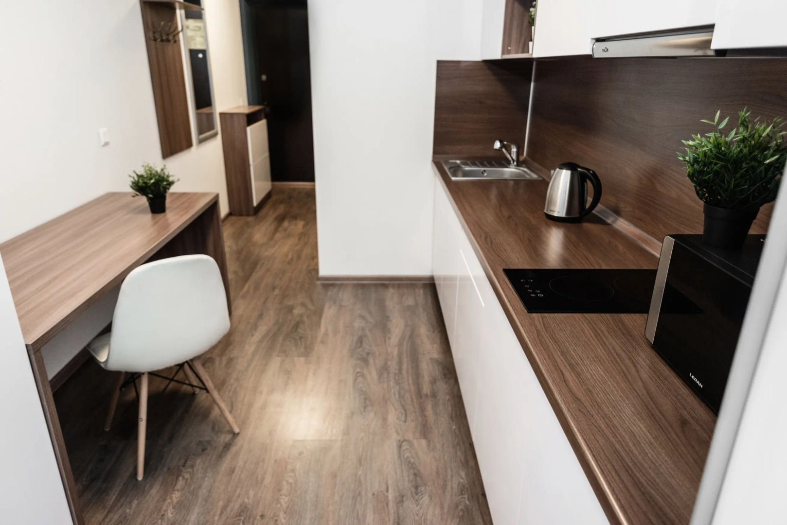 3 Апартаменты Малышева 42 (08)