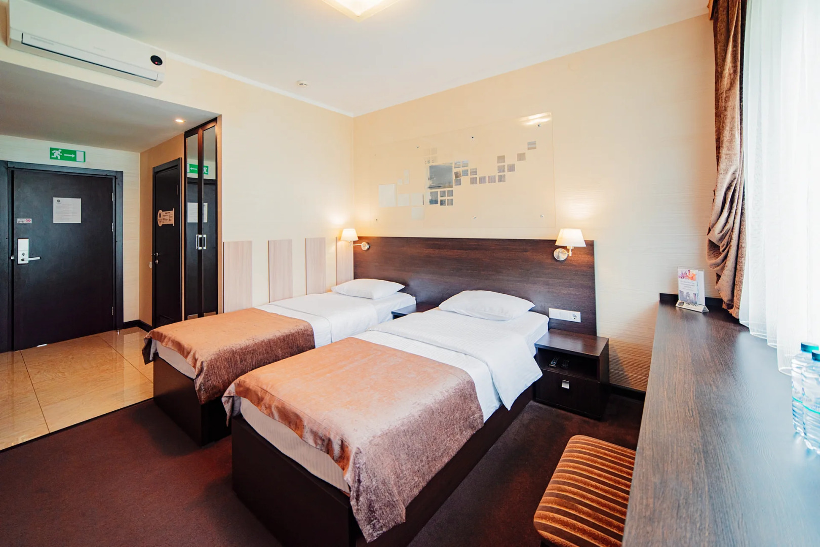 Отель Shato City