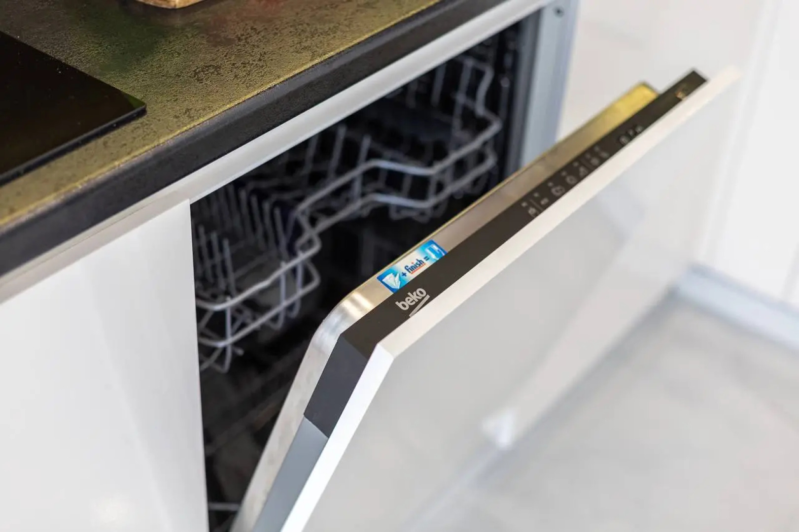 Апартаменты Фестивальный Lamare 2 с Балконом Рядом с Парком Дендрарий