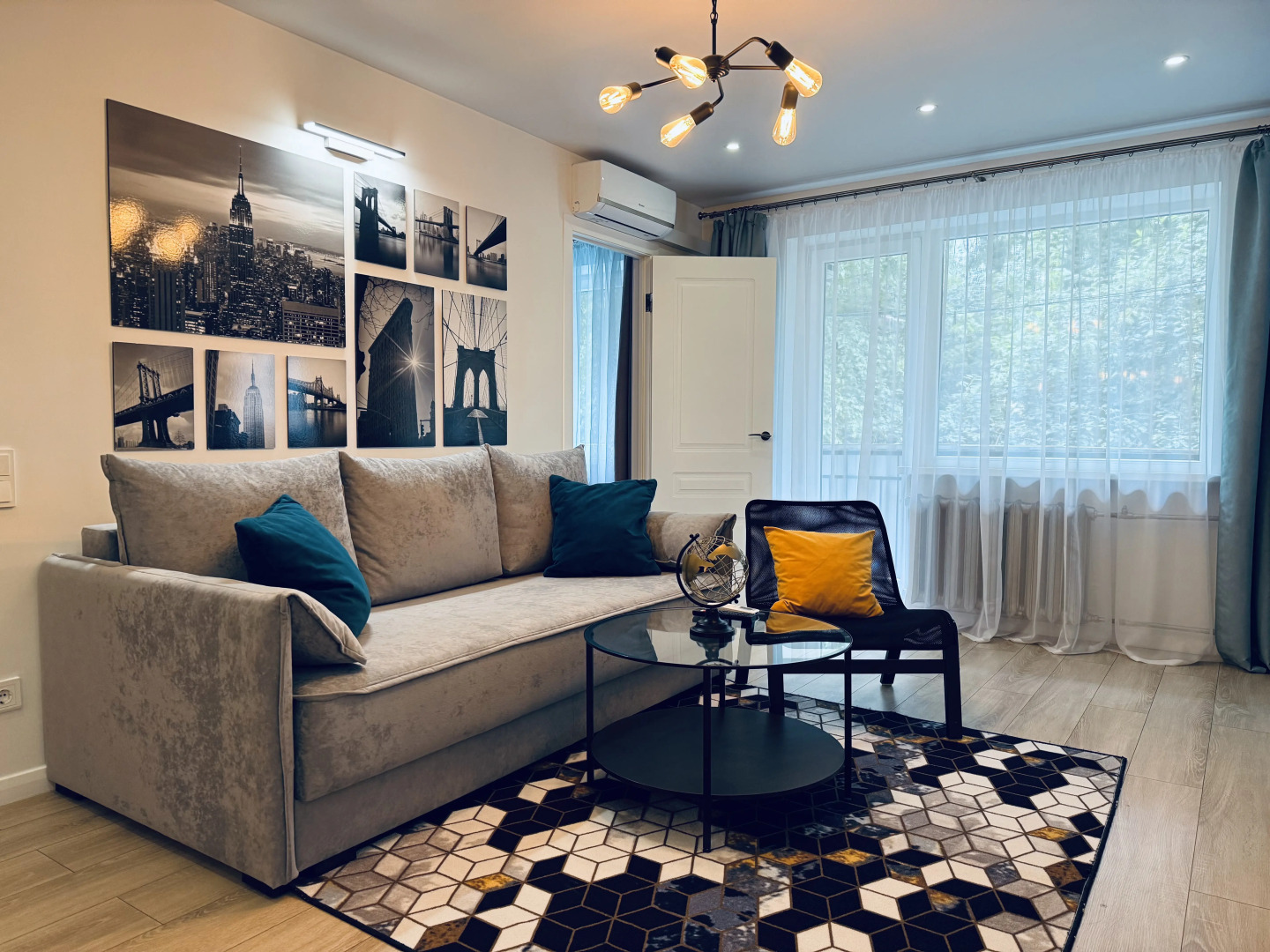 Квартира 2х Комнатые Апартаменты в Сердце Города