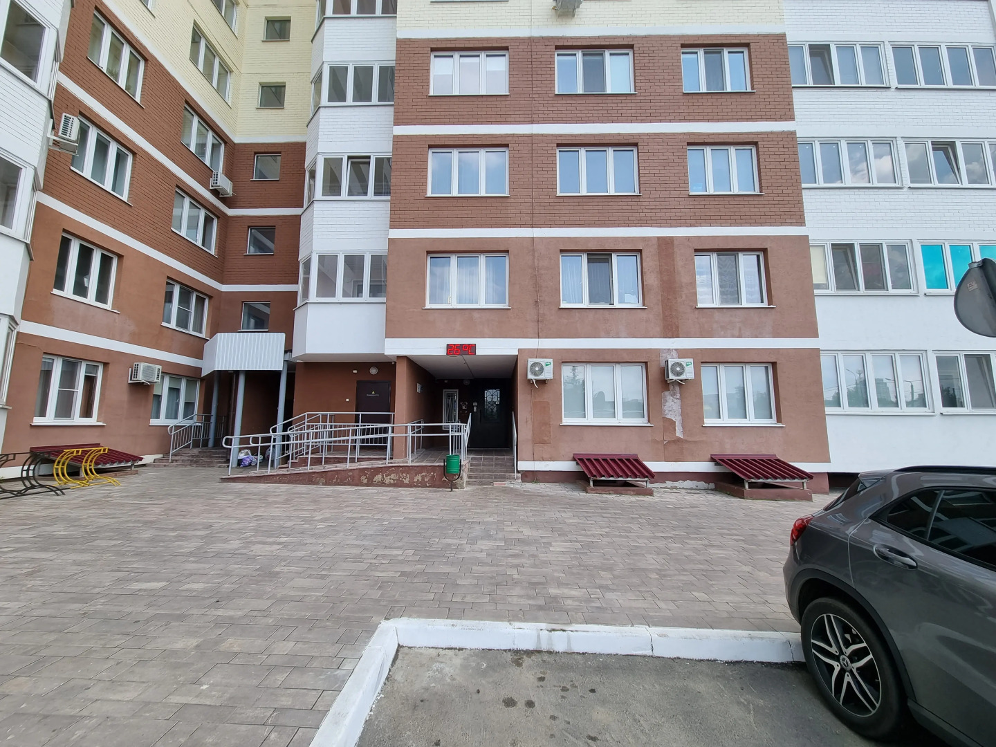 Апартаменты Аврора ул. Розы Люксембург 33, 8 этаж