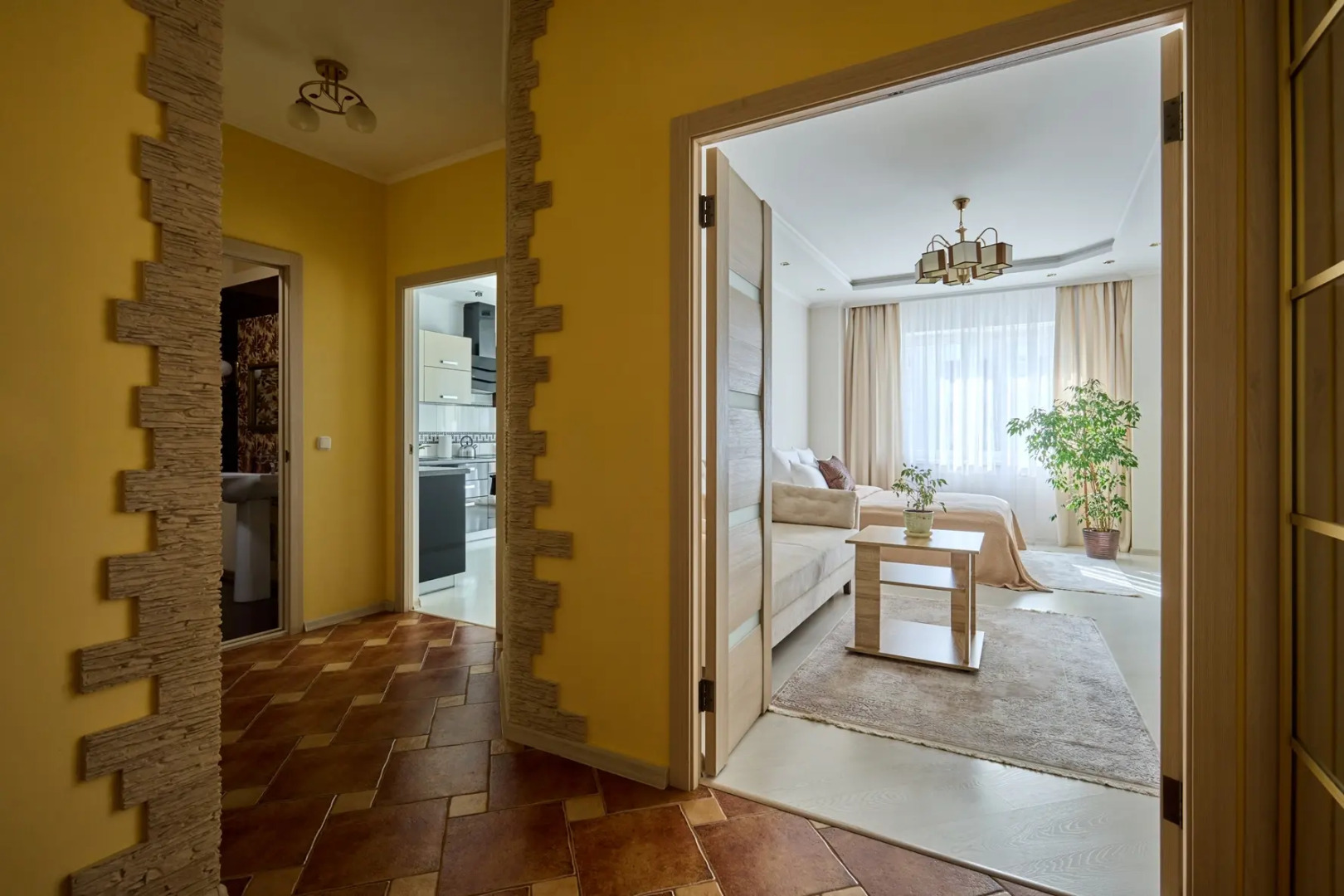 ЕвроУют Светлые апартаменты в новом доме